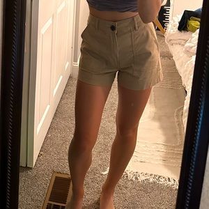 H&M Kaki Short